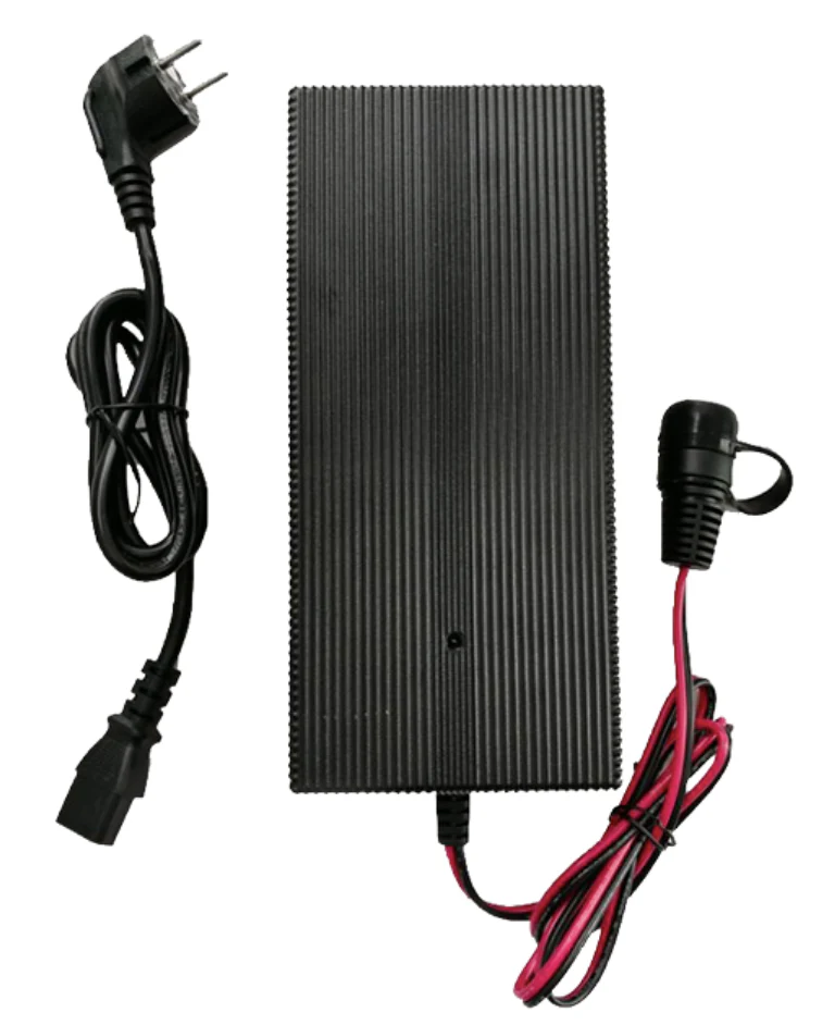 TAKUMA Battery-charger