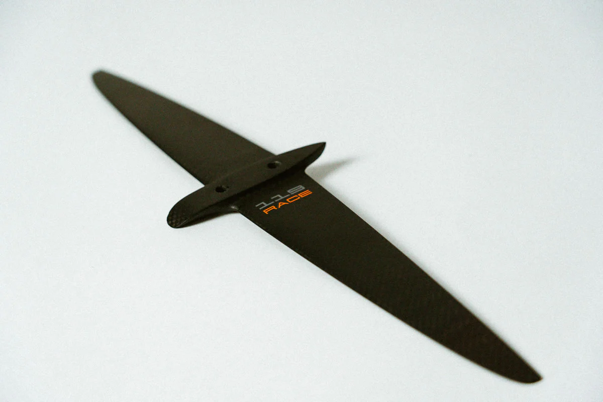 Code foils race tails - Image 3