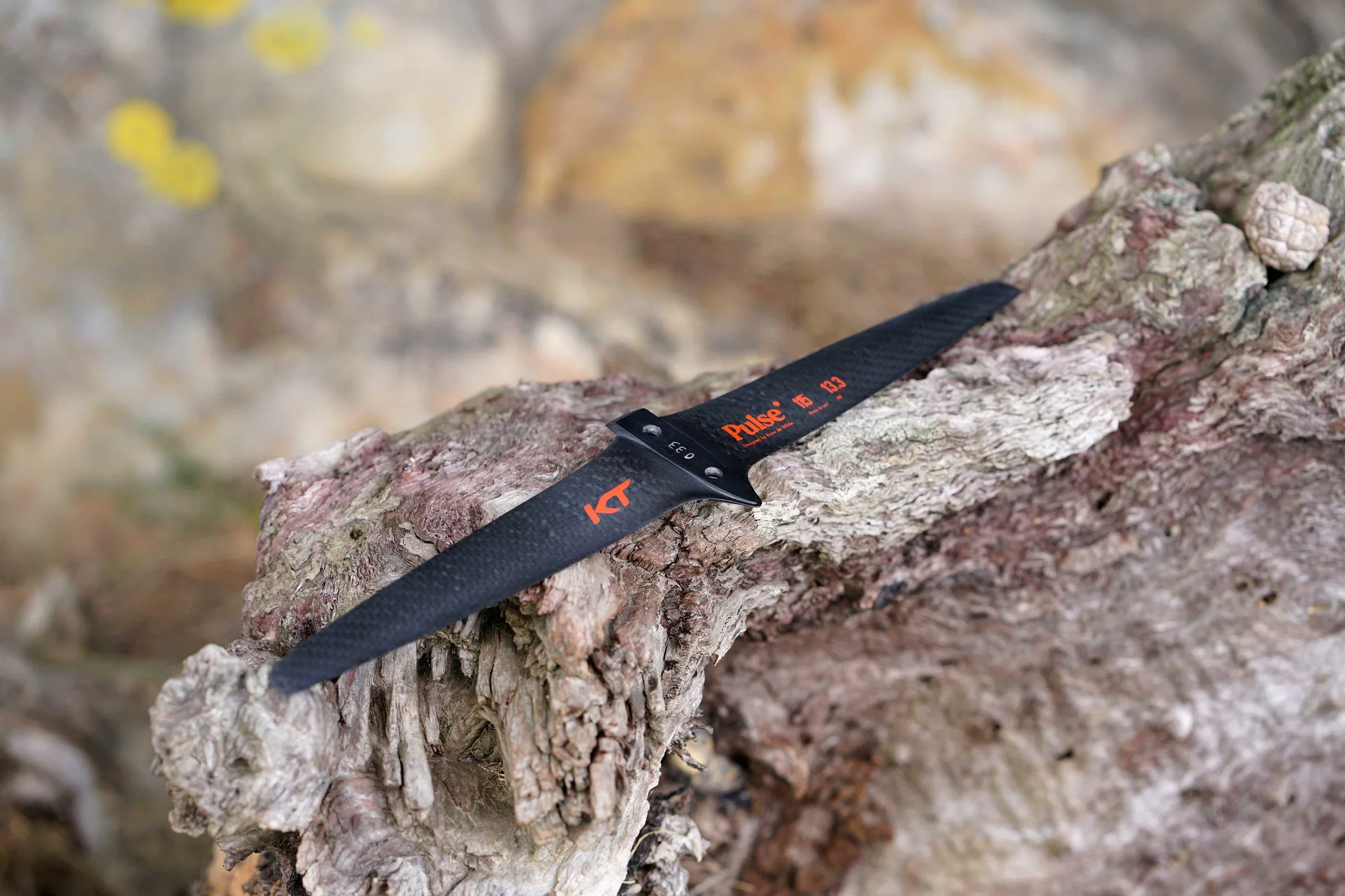 KT Pulse High Modulus Carbon rear stab - Image 3